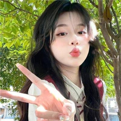 黄昏时分、牵着手